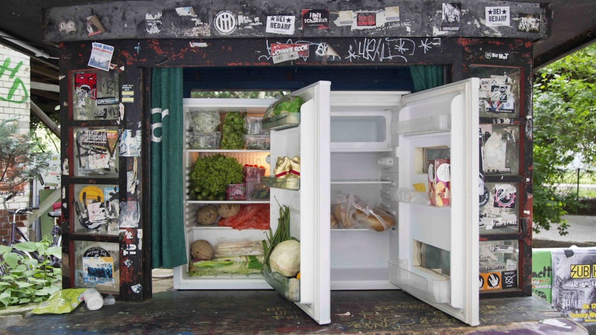 Un frigo en libre service à Berlin