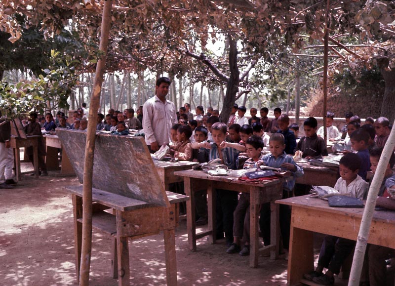 Afghanistan 7 - cours dehors