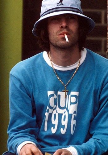 liam-gallagher-bucket-hat