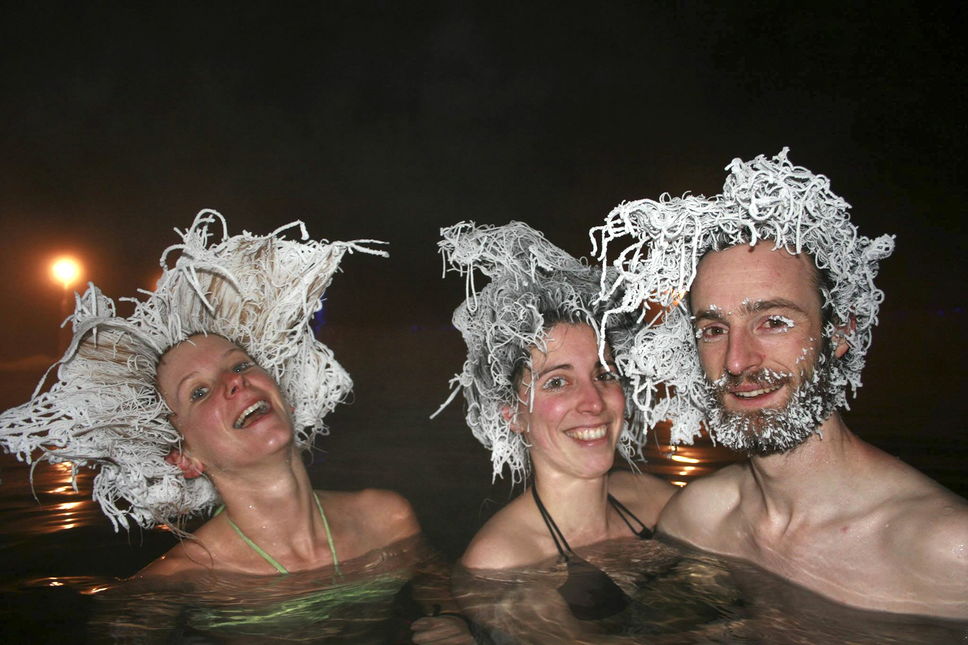 frozen hair 1
