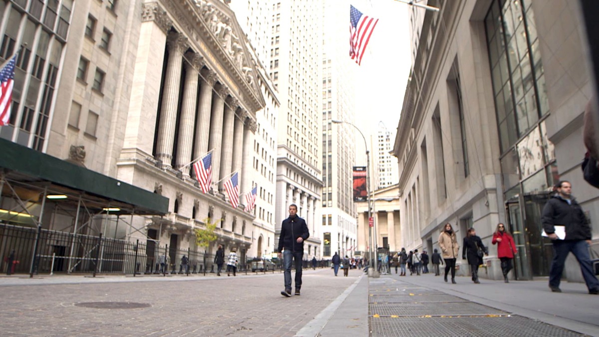 LES NOUVEAUX LOUPS DE WALL STREET