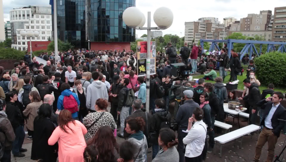 VLC-2015-05-19-15h14m02s213