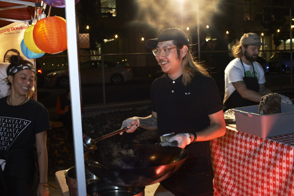 2011 - Le Grand Fooding New York - Campfire Session - Danny Bowien (crédit Noah Fowler)