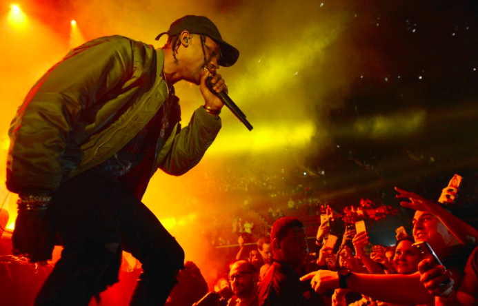 Clique Travis Scott
