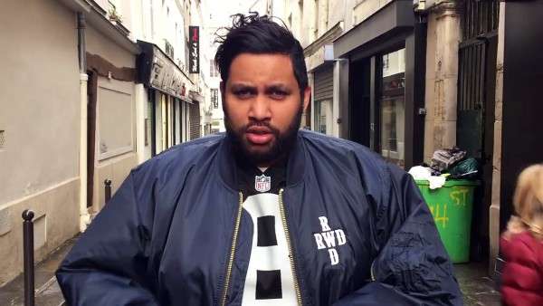 Kevin Razy dans la rue