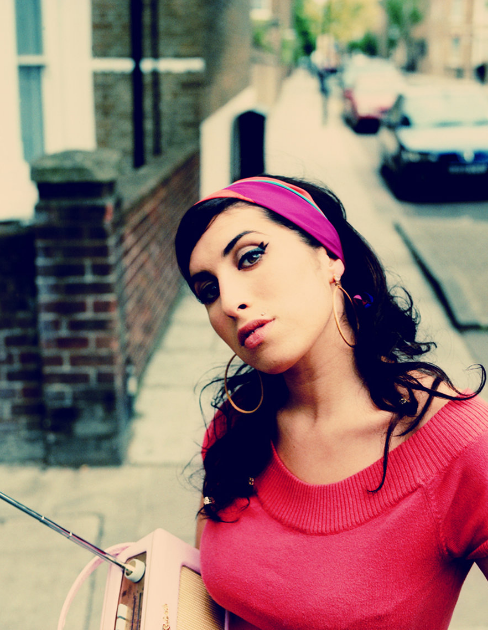 clique amy winehouse phill knott billboard