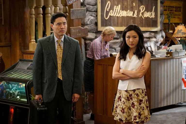 Fresh off the boat Clique.tv
