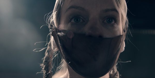 the-handmaid-s-tale-saison-2-photo-elisabeth-moss-the-handmaid-s-tale-1019217