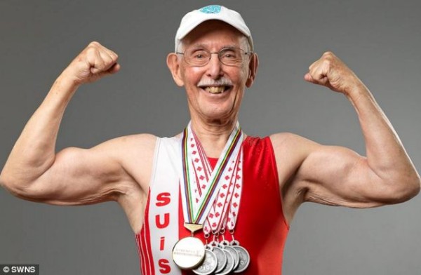 article-2277081-178231D9000005DC-252_634x414