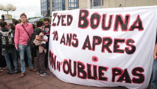 VLC-2015-05-19-15h34m05s184