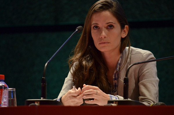 Anne-Cécile Mailfert, ex porte-parole d'Osez le féminisme, intervenant au débat "La maison glose". Forum Libération de Montpellier 9 novembre 2013 (© Flickr/Christelle G)