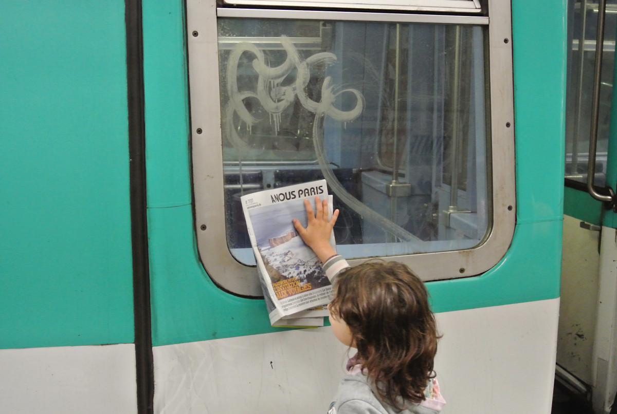 azyle fille rapt métro