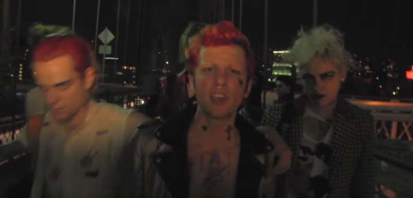 Image extraite du clip "Tatiana" du group La Femme