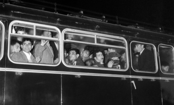 AFP / 11 000 manifestants sont emmenés dans les "centres de tris" à Vincennes.