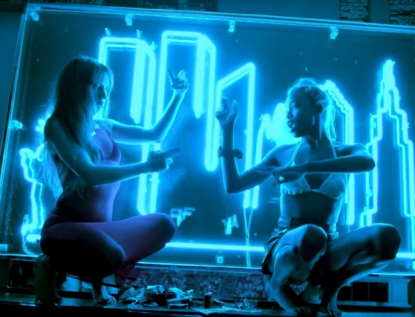 Image extraite du clip du morceau "Pull Up" de ABRA