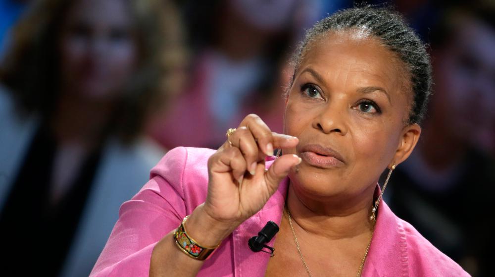 Christiane Taubira avec ses tresses.