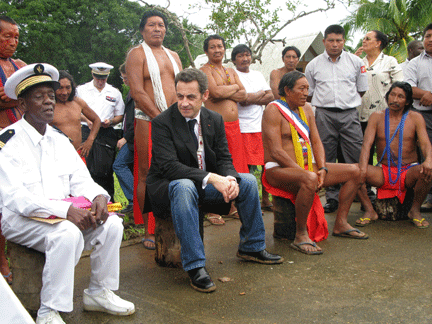 2008, Nicolas Sarkozy à Campi lors d'une visite en Guyane / Frédéric Farine
