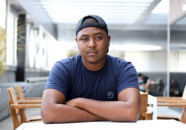 home-cluque-tv-Delane-Parnell-nas