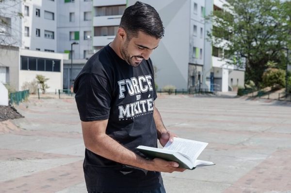 home-clique-tv-dictéepourtous