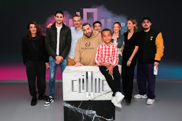 clique-avec-esteban-ocon-et-amine-pantoli