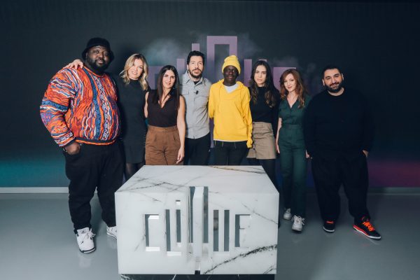 clique-avec-geraldine-nakache-le-createur-de-contenu-youzy-et-oceane-herrero